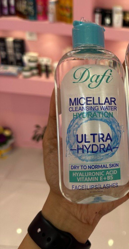 محلول پاک کننده آرایش میسلار واتردافیHydration پوست نرمال وخشک حجم200میل